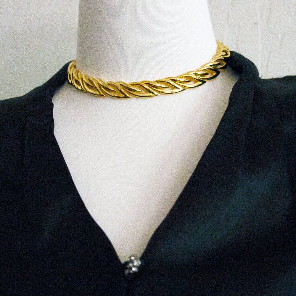 Stylized Open Leaf Shape Link Choker - Jntdlf1 - image 2